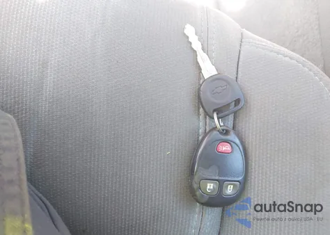 2017 Chevrolet Traverse Ls из США, поврежденный, VIN 1GNKRFED2HJ298366